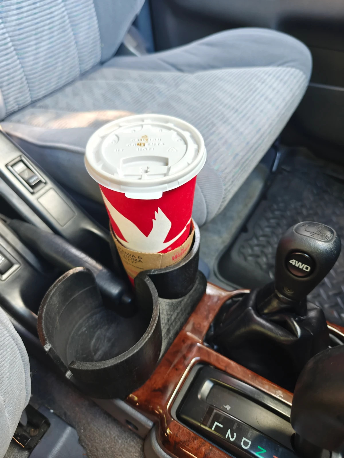 1996-1999 Toyota 4Runner Double Cup Holder (3rd gen) 1996-1999 Toyota 4Runner Double Cup Holder (3rd gen)
