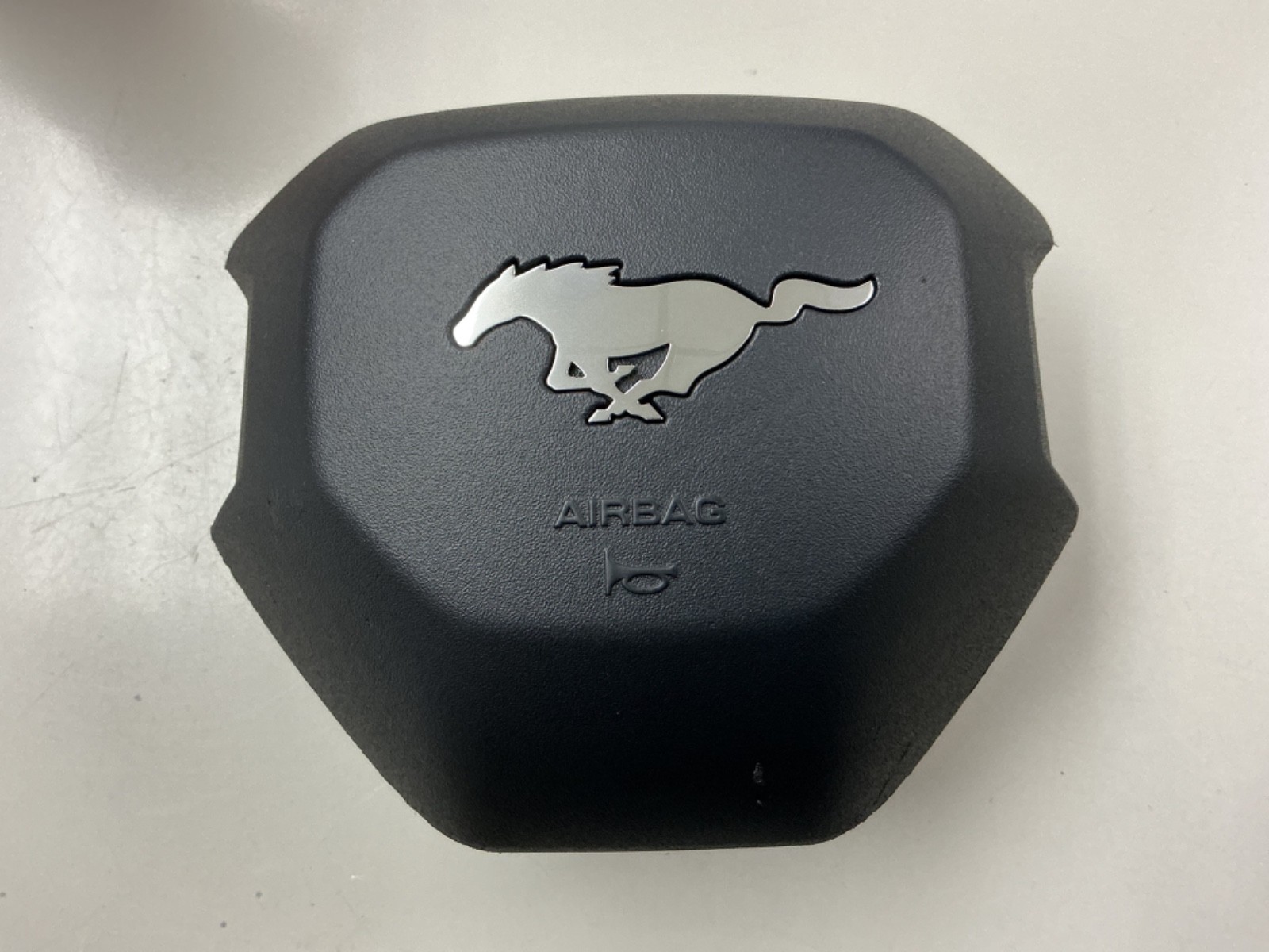 2024 2025 2026 Ford Mustang driver wheel airbag BLACK PR3B-C043B13-BE
