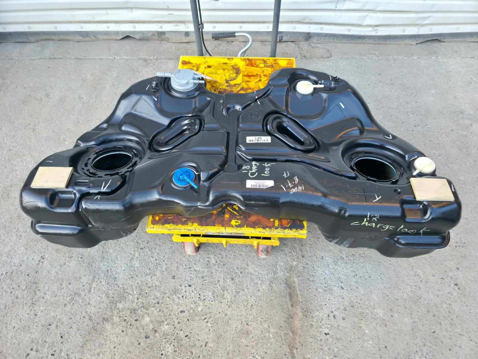 2015-2021 DODGE Charger Fuel Gas Tank Assembly OEM 2015-2021 DODGE Charger Fuel Gas Tank Assembly OEM
