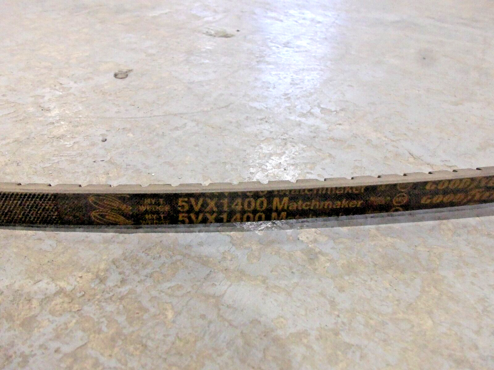 New Good Year 5VX1400 Notched Matchmaker V-Belt