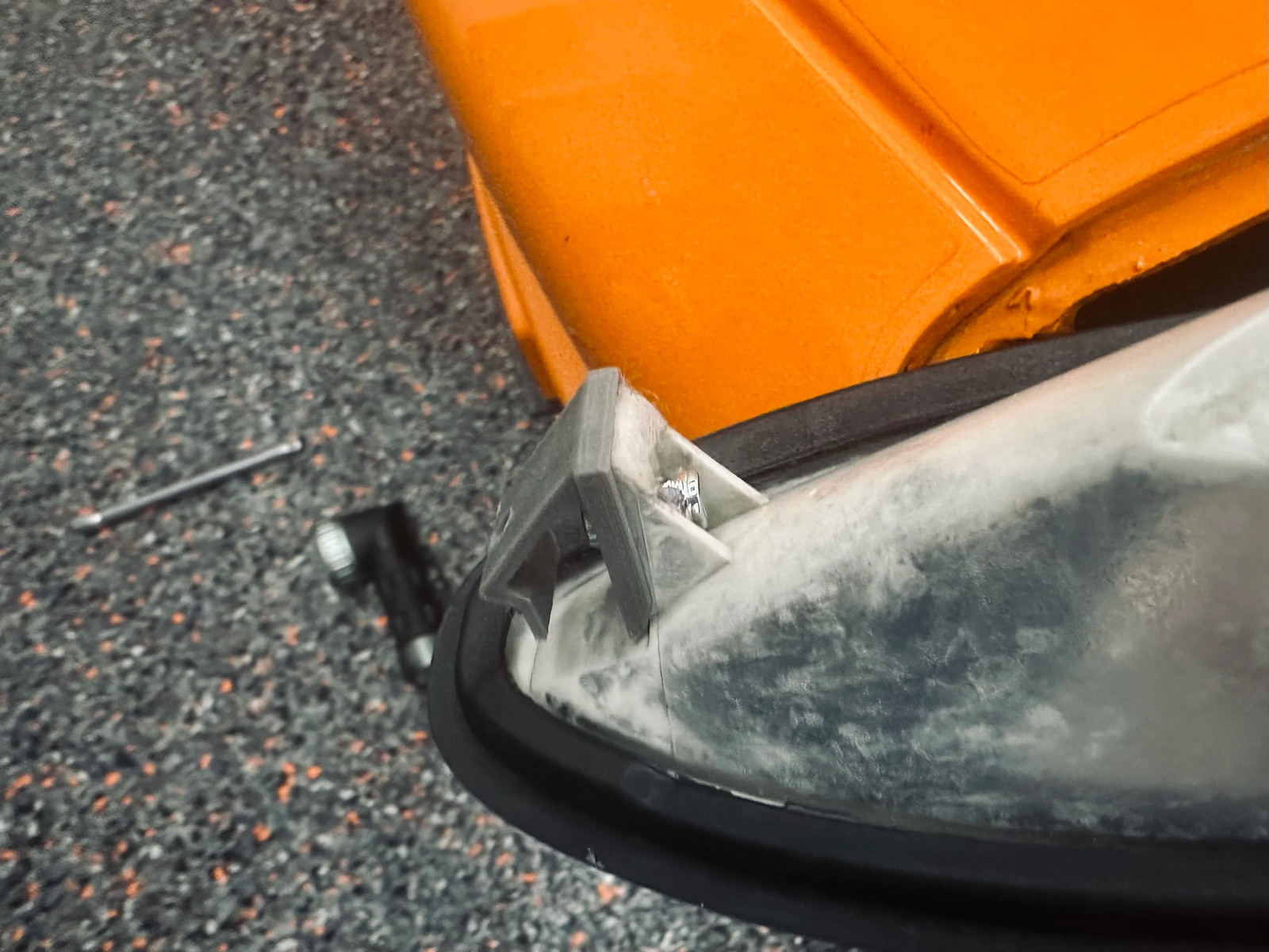 Lotus Elise/Exige Indicator Lamp Repair Clip