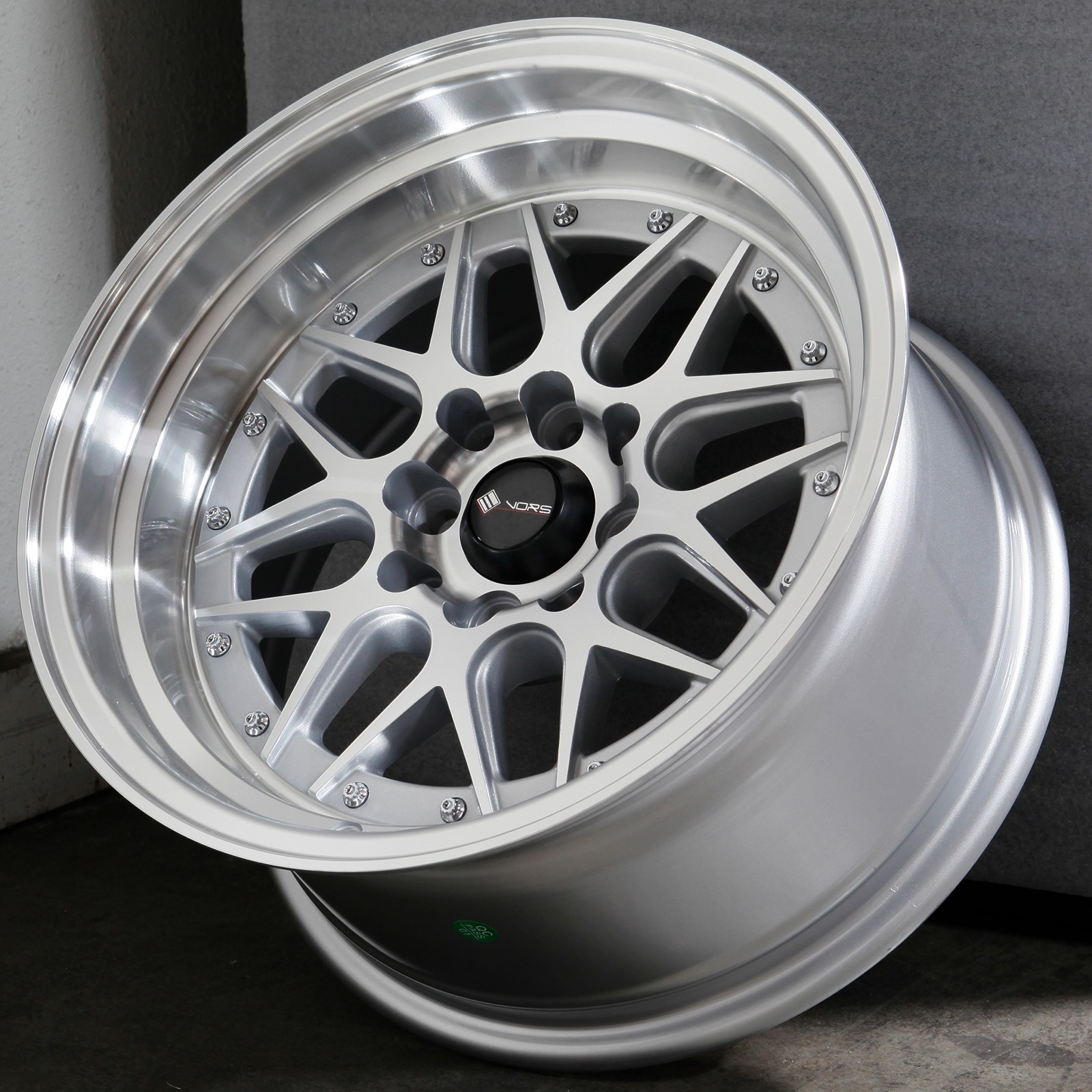 15x8 Silver Wheel Vors VR7 4x100/4x114.3 0 (1) 73.1 15x8 Silver Wheel Vors VR7 4x100/4x114.3 0 (1) 73.1