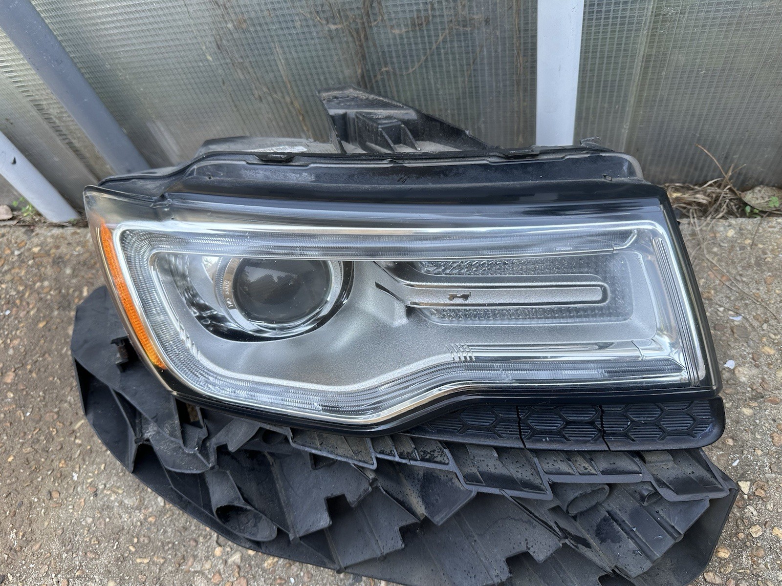 2014-2016 Jeep Grand Cherokee RH AFS ADAPTIVE HID XENON OEM HEADLIGHT 68144702AH 2014-2016 Jeep Grand Cherokee RH AFS ADAPTIVE HID XENON OEM HEADLIGHT 68144702AH