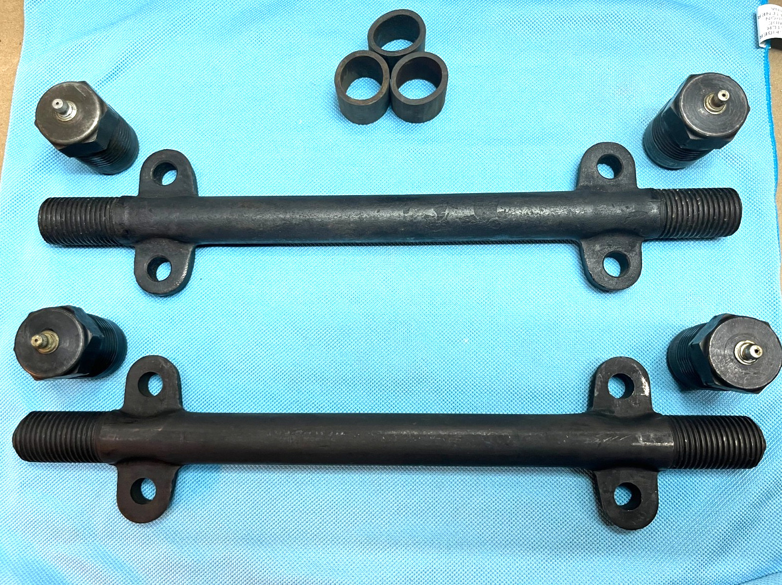 NOS Vintage 1939-1957 Oldsmobile Front Lower Control Arm Inner Pivot Shaft Kit