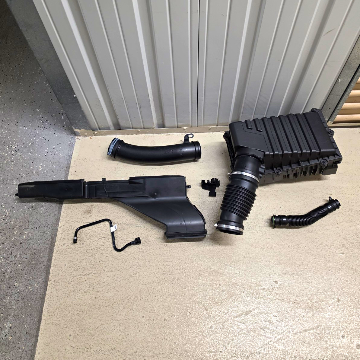8Y(.5) Audi RS3 Complete OEM Air Intake Assembly 8Y(.5) Audi RS3 Complete OEM Air Intake Assembly