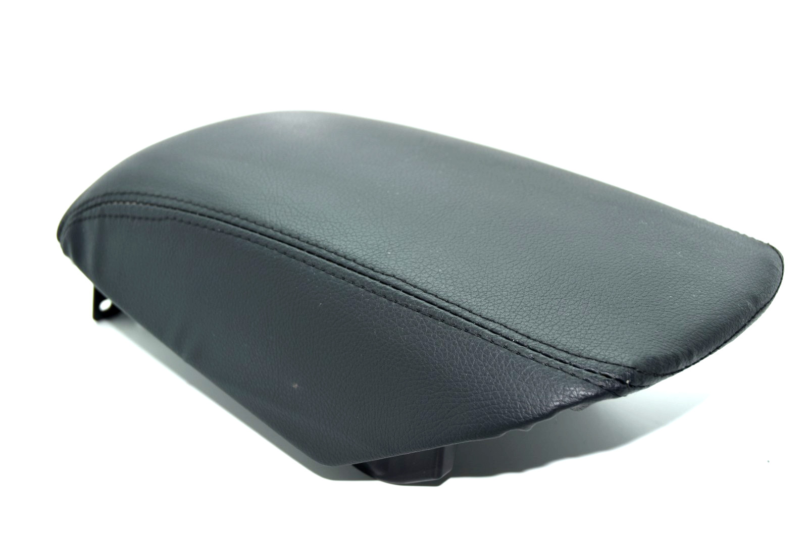 π 2011-2015 Ford Explorer Center Console Leather Armrest Assembly BLACK π 2011-2015 Ford Explorer Center Console Leather Armrest Assembly BLACK