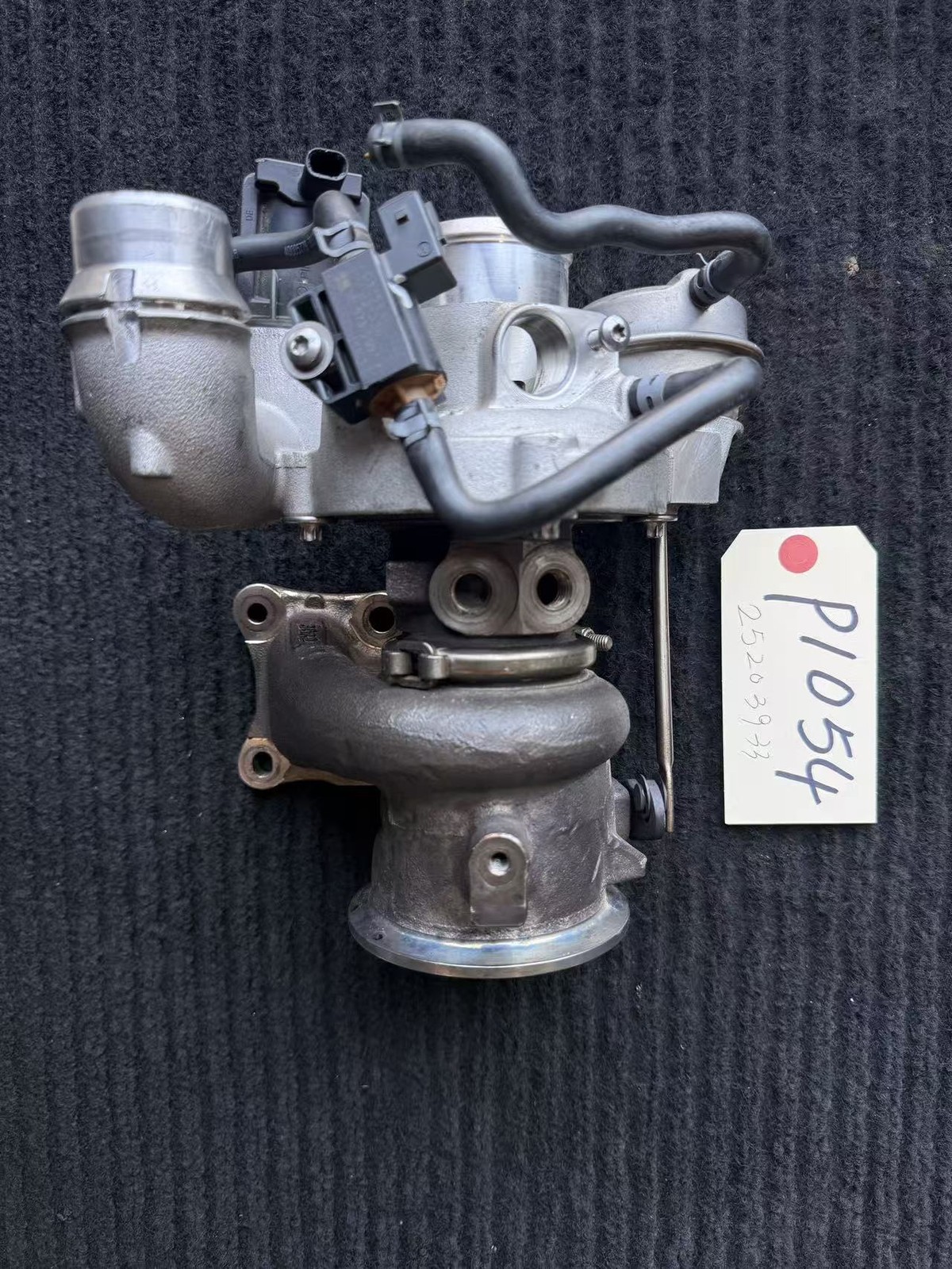 16-24 Chevrolet Malibu 1.5L Turbocharger Assembly OEM 25203933 16-24 Chevrolet Malibu 1.5L Turbocharger Assembly OEM 25203933