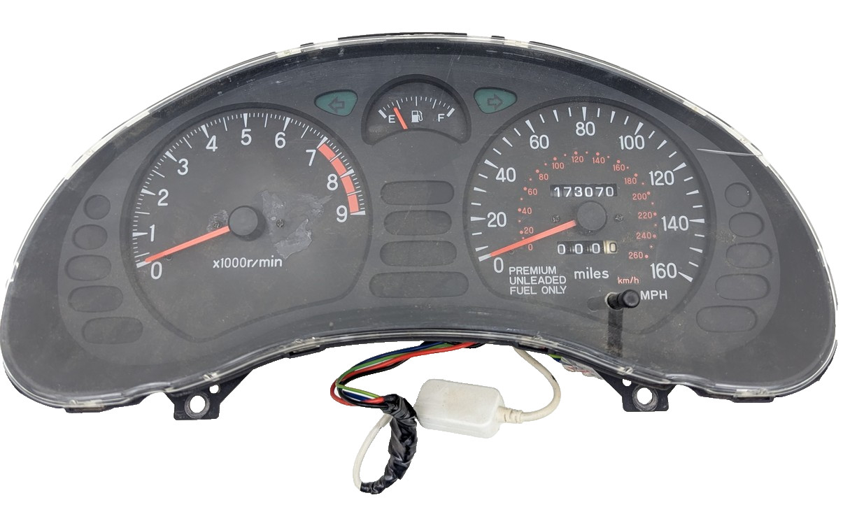 OEM 1994-1998 Mitsubishi 3000GT 3.0L Gauge Cluster Speedometer MANUAL