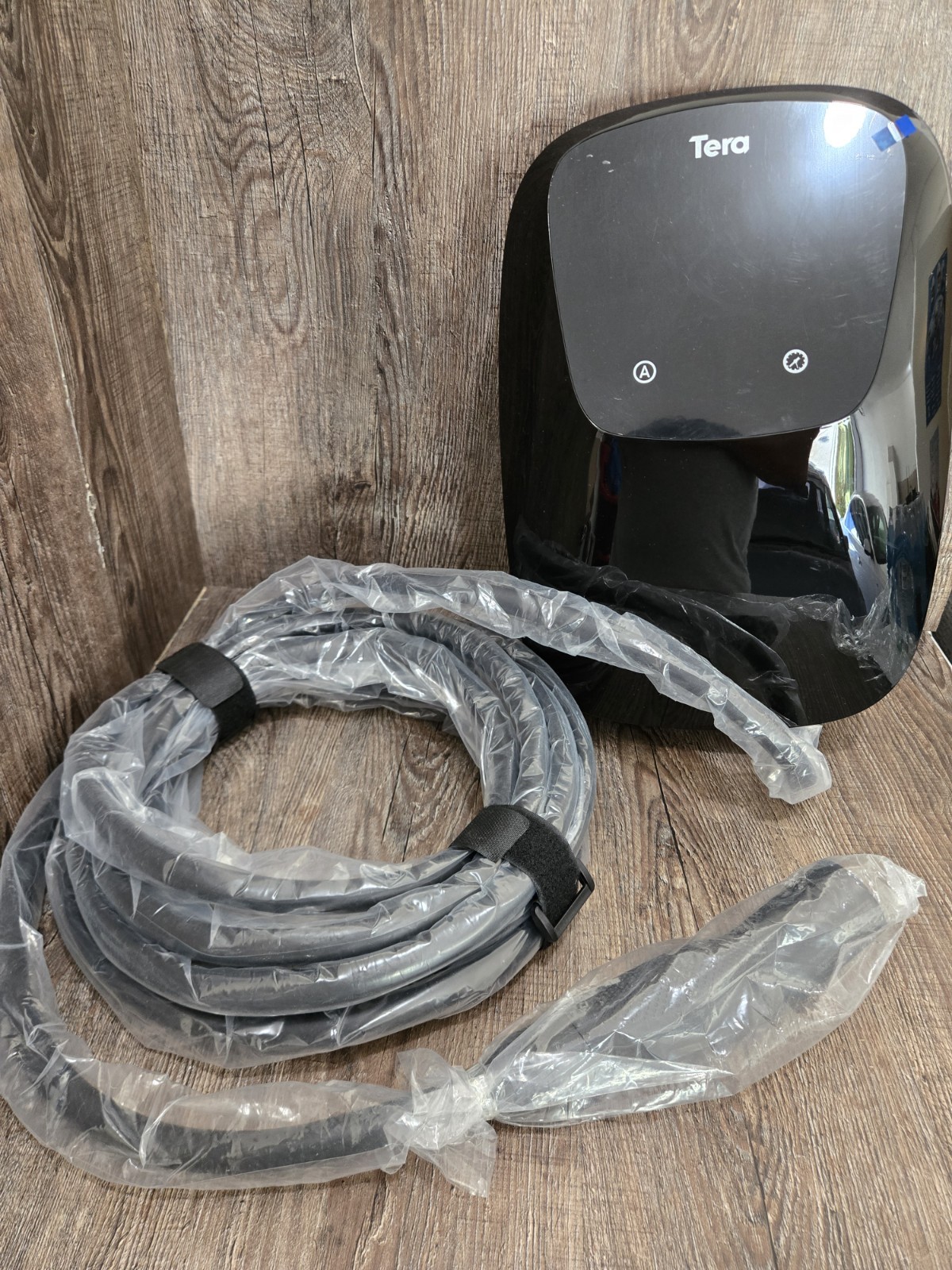 TERA Level 2 Hardwired Home EV Charger TERA Level 2 Hardwired Home EV Charger