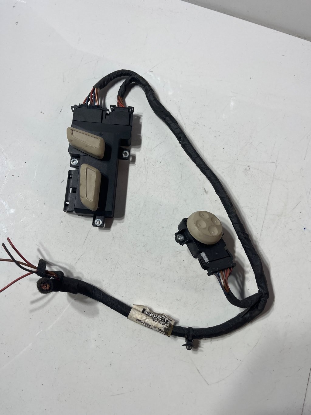 2007-2015 Audi Q7 A4 A5 A6 A7 Left Driver Side Wiring and control button kit 2007-2015 Audi Q7 A4 A5 A6 A7 Left Driver Side Wiring and control button kit