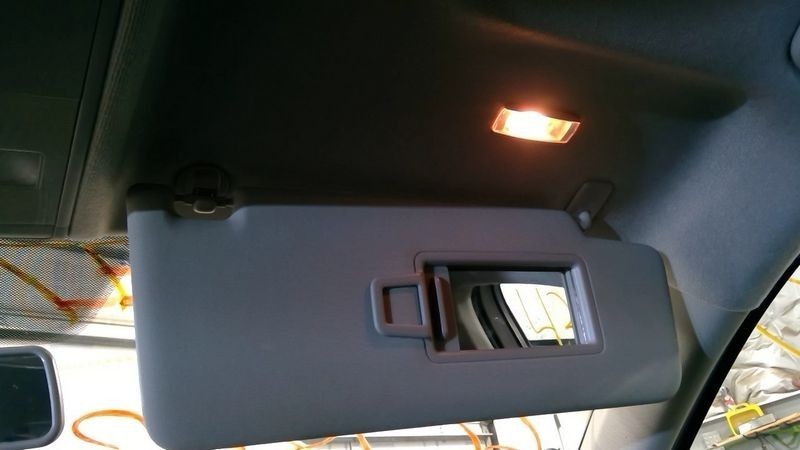2018-2024 Volkswagen Tiguan Right Passenger Sun Visor Illuminated Grey OEM
