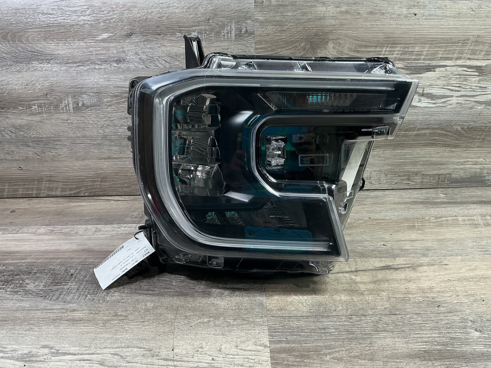 USED - 2024-2025 Ford Ranger R Headlamp LED - OEM USED - 2024-2025 Ford Ranger R Headlamp LED - OEM
