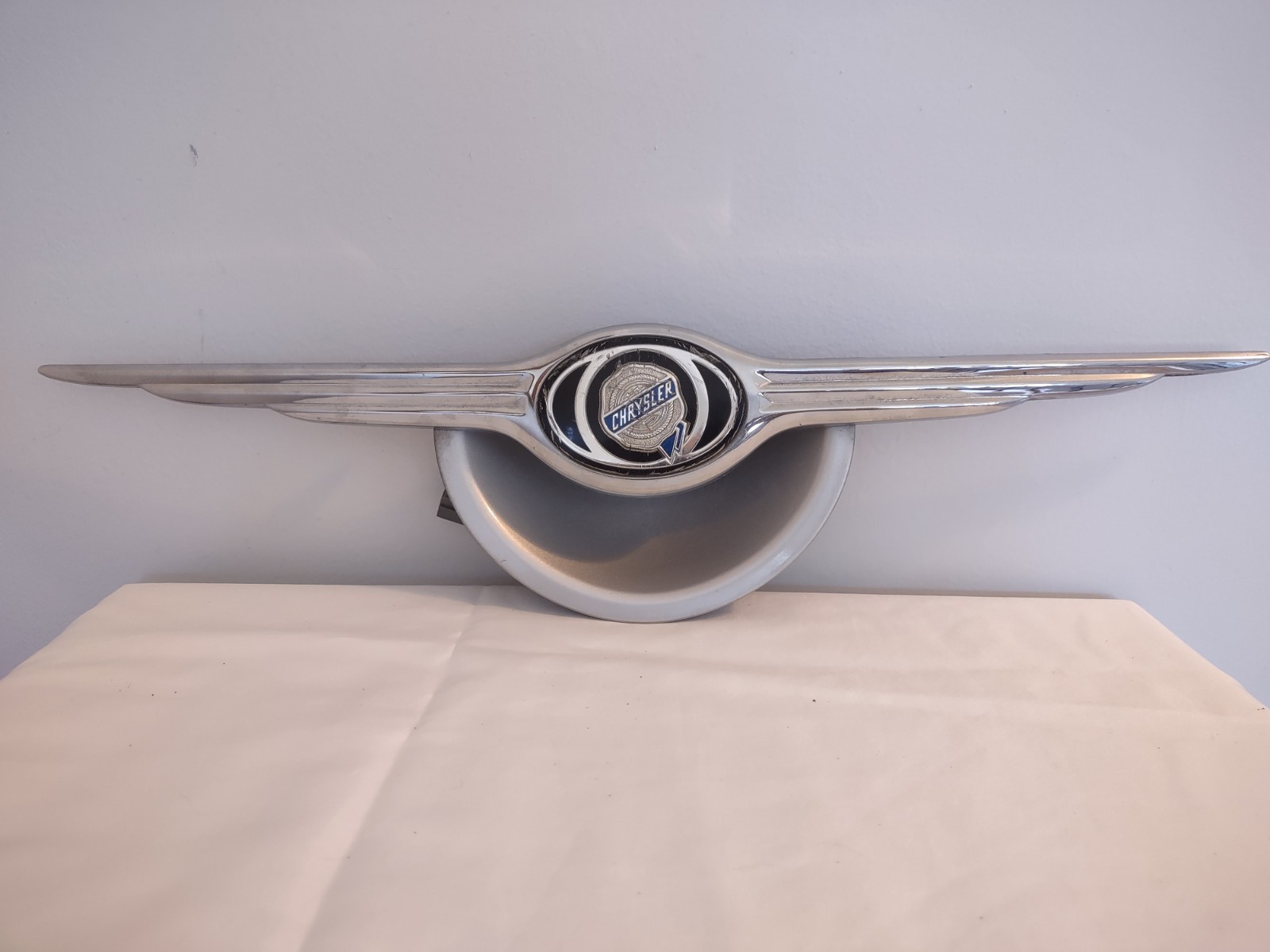 2005-2010 PT Cruiser Electric Trunk Switch In Bright Silver Metallic 2005-2010 PT Cruiser Electric Trunk Switch In Bright Silver Metallic