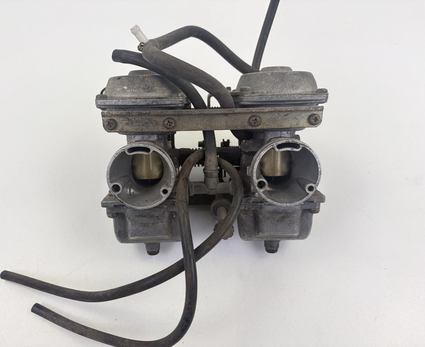Suzuki | GS450L | OEM | Carburetor Set L/R | 13201-44460 13202-44460 | 1983-1988