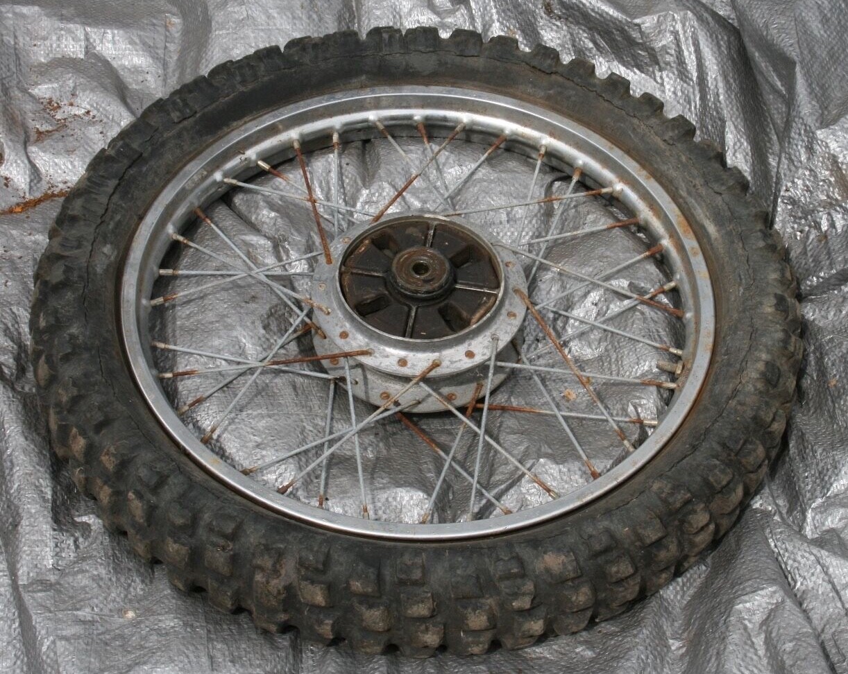 1971 YAMAHA G5 OEM REAR RIM HUB TIRE NO GOOD 1971 YAMAHA G5 OEM REAR RIM HUB TIRE NO GOOD