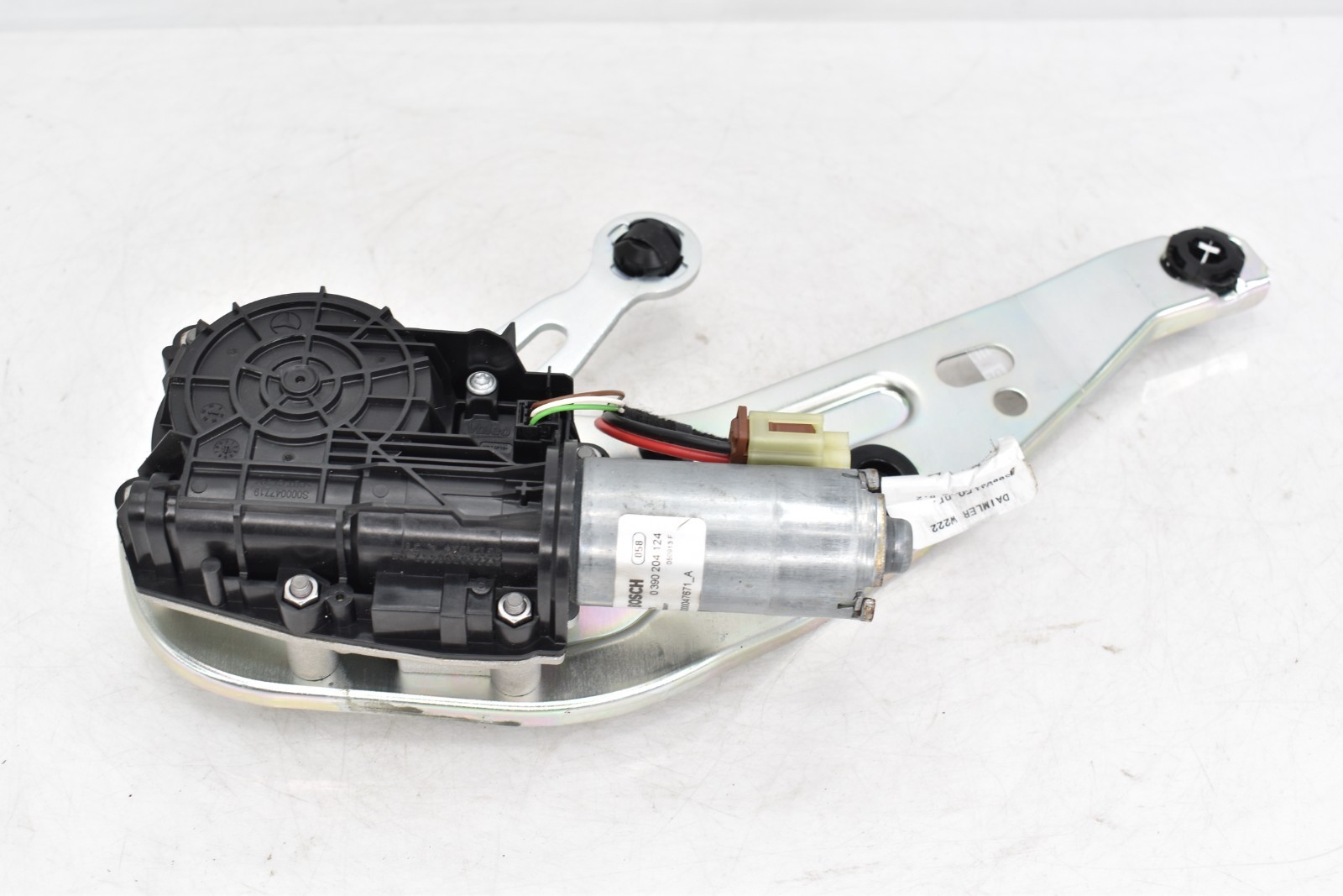 2014-17 MERCEDES S550 W222 REAR TRUNK TAILGATE DECK LID PULL DOWN MOTOR UNIT OEM 2014-17 MERCEDES S550 W222 REAR TRUNK TAILGATE DECK LID PULL DOWN MOTOR UNIT OEM