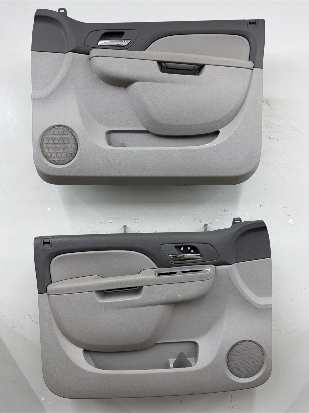 10-14 Chevy GMC Suburban Yukon Escalade Set Front Interior Power Door Panels OEM