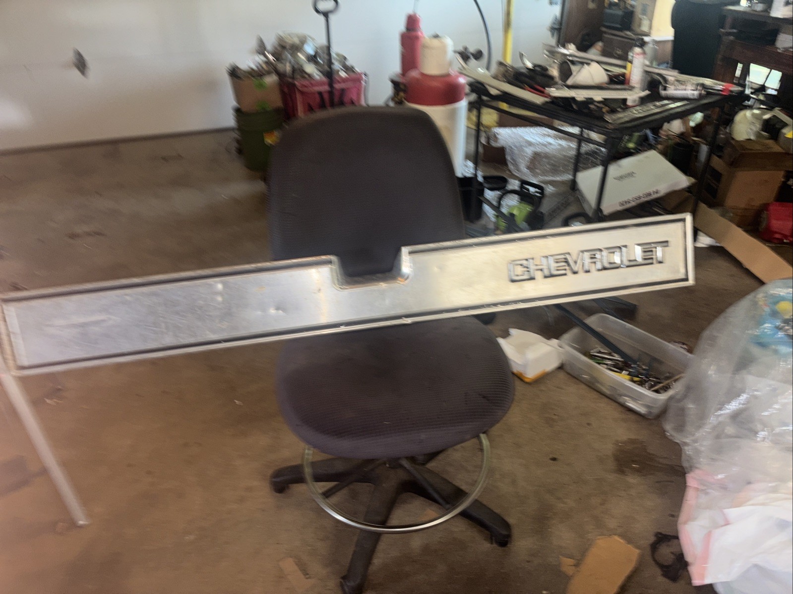1981-88 Chevrolet Pickup Truck; Rear Tailgate Band Molding; Brushed Aluminum; 1981-88 Chevrolet Pickup Truck; Rear Tailgate Band Molding; Brushed Aluminum;