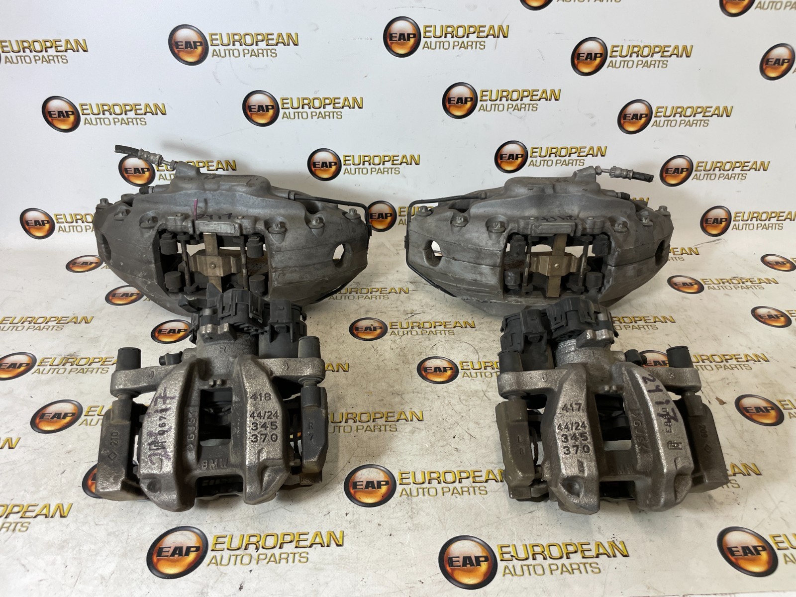 2023-2025 BMW G70 740I/760I/i7 SET OF M-PKG BRAKE CALIPERS FRONT/REAR OEM
