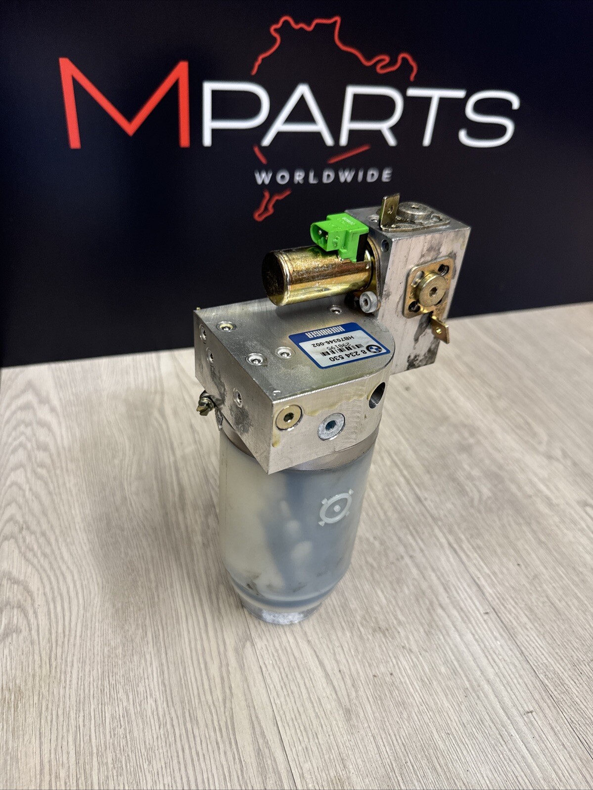 BMW E46 M3 Convertible Soft Top Hydraulic Pump Motor OEM 54348234530 BMW E46 M3 Convertible Soft Top Hydraulic Pump Motor OEM 54348234530