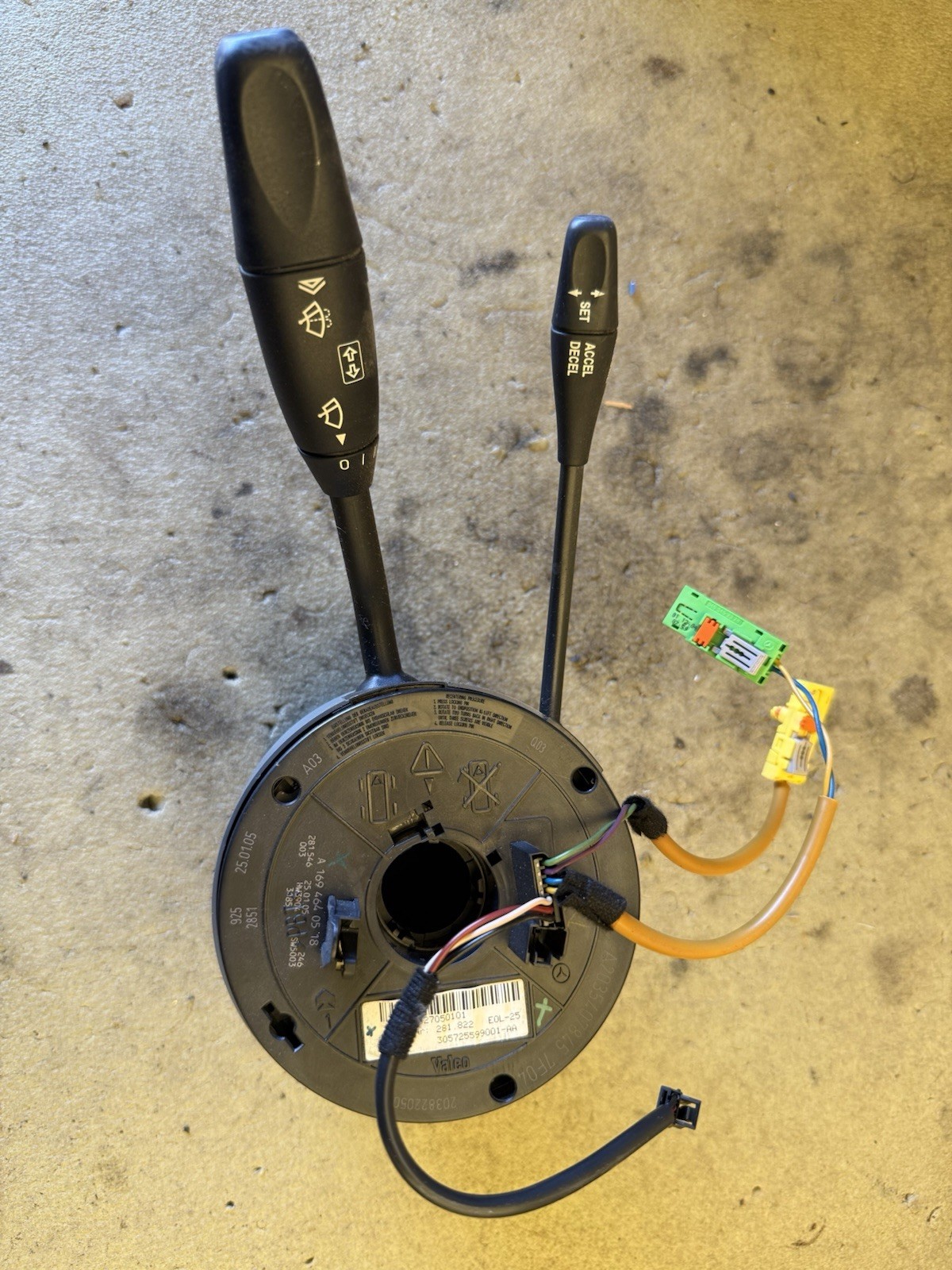 03-07 Mercedes W203 C230 Steering Column Combination Switch Clock Spring Oem 03-07 Mercedes W203 C230 Steering Column Combination Switch Clock Spring Oem