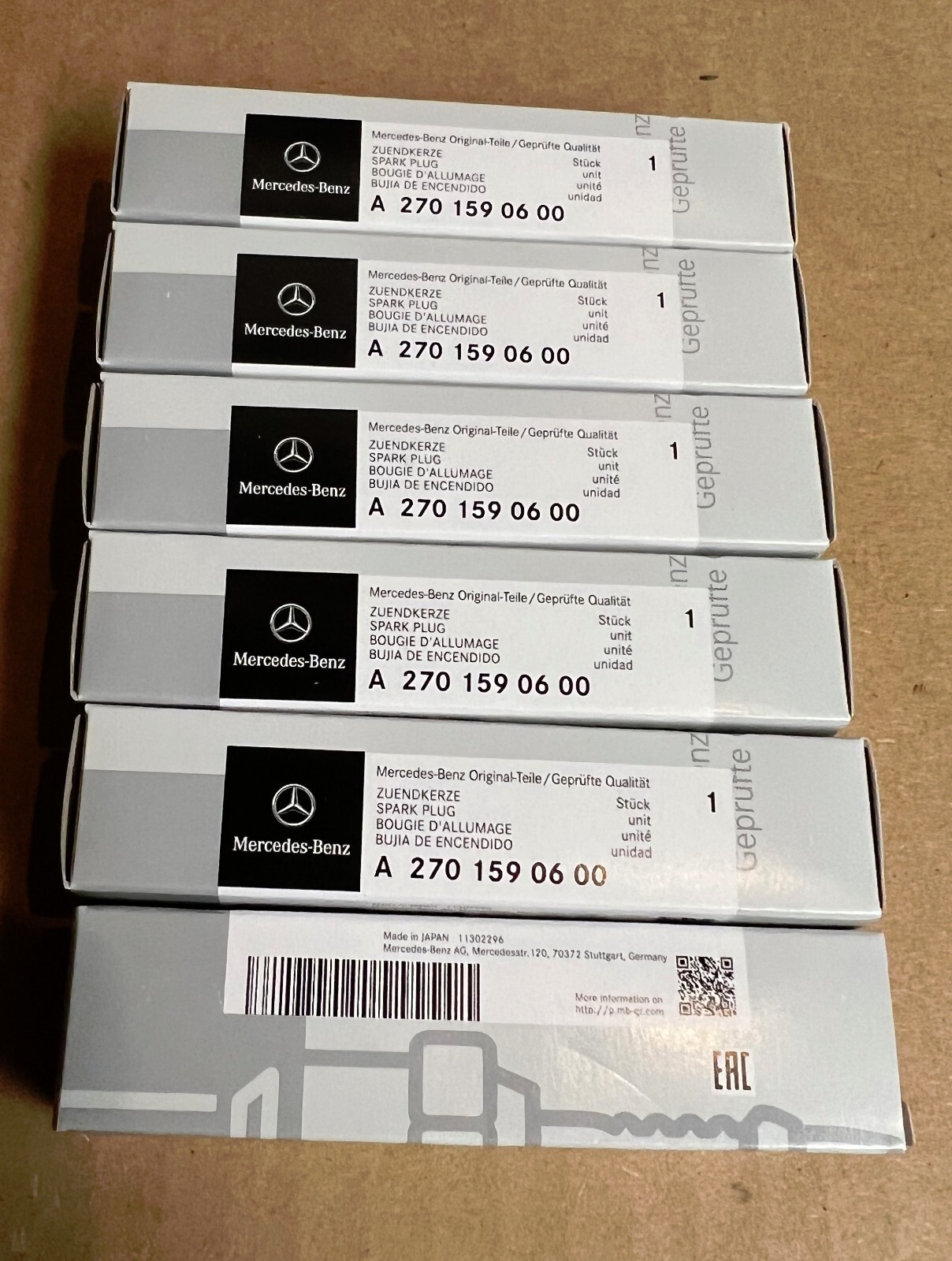 New Genuine OEM Mercedes  A2701590600  - Set of 6 Spark Plugs ** SHIPS FREE