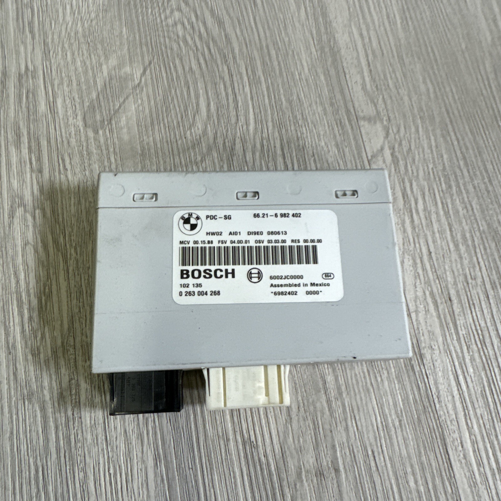 08-13 BMW E90 E91 E92 E93 M3 PDC Module BOSCH 6982402 0263004268 08-13 BMW E90 E91 E92 E93 M3 PDC Module BOSCH 6982402 0263004268