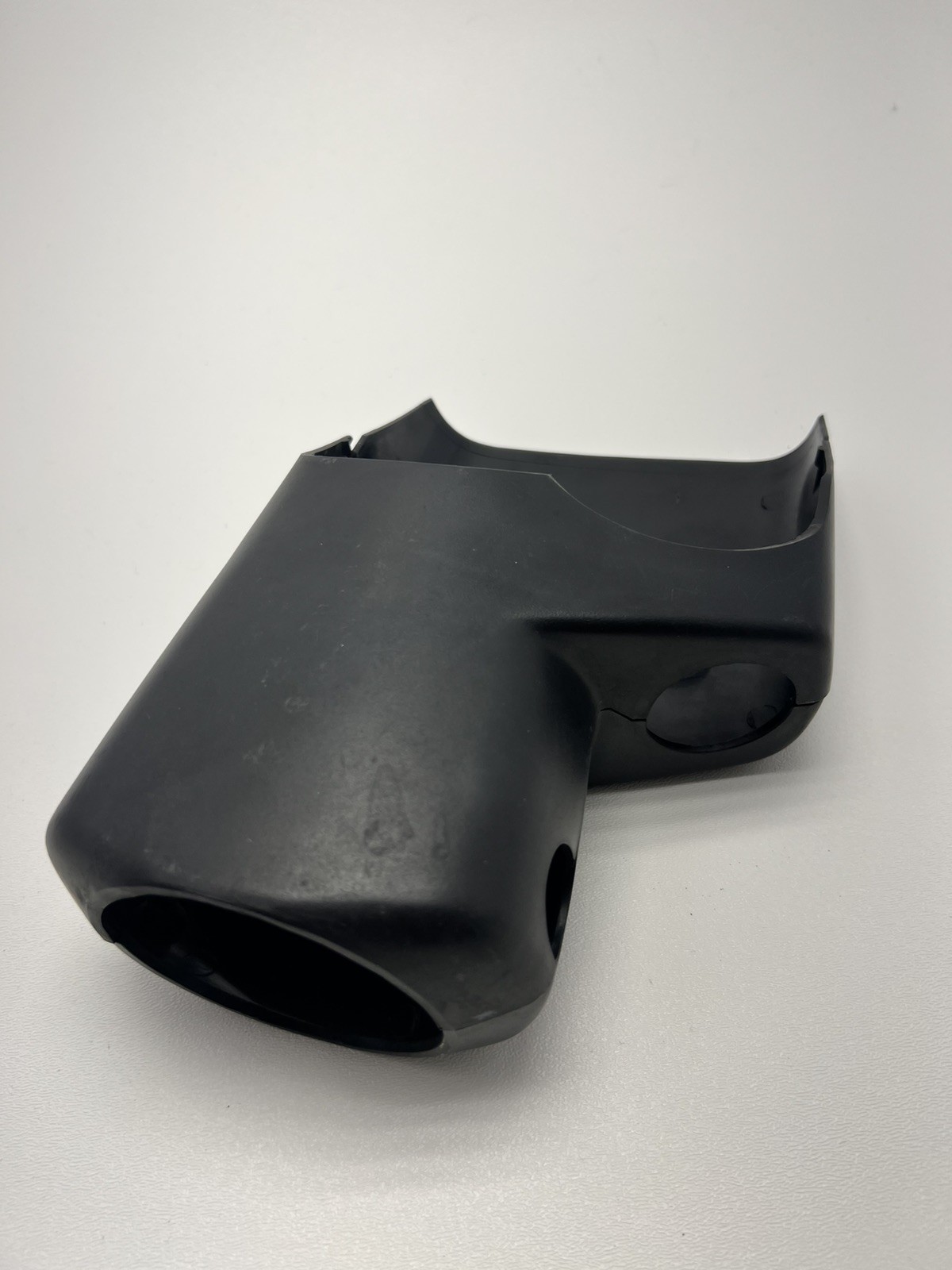 70-72 240Z steering column cover clamshell OEM used 48470-E4601 - MB 70-72 240Z steering column cover clamshell OEM used 48470-E4601 - MB