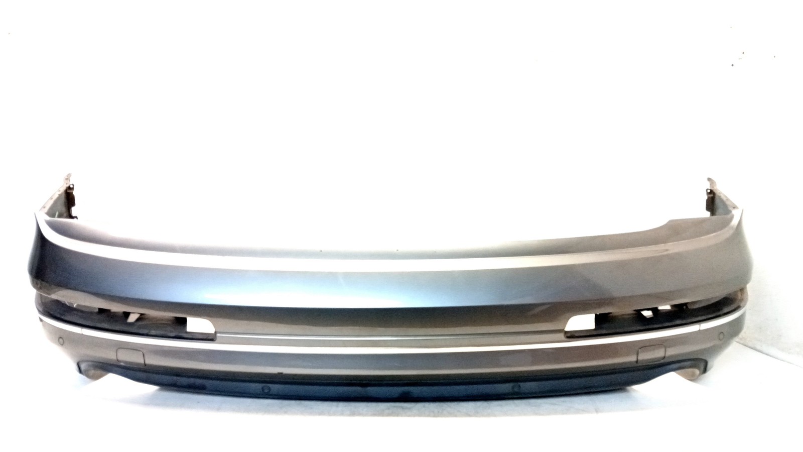 Audi Q7 Rear Bumper Cover Parking Assist Trailer Hitch 2010-2015 OEM Gray