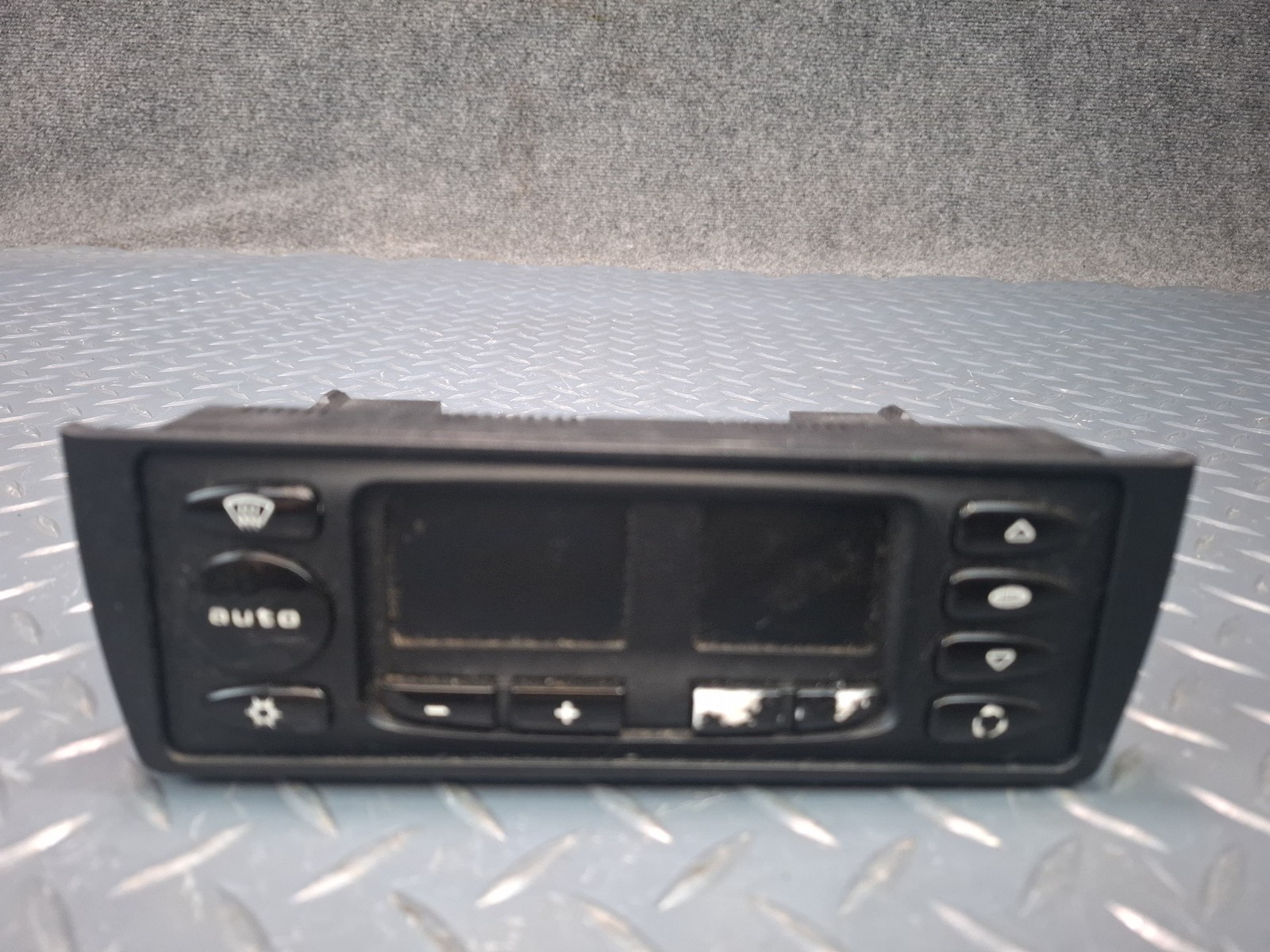 1999-2001 PORSCHE 911 996 A/C HEATER CLIMATE CONTROL SWITCH PANEL 99665310103