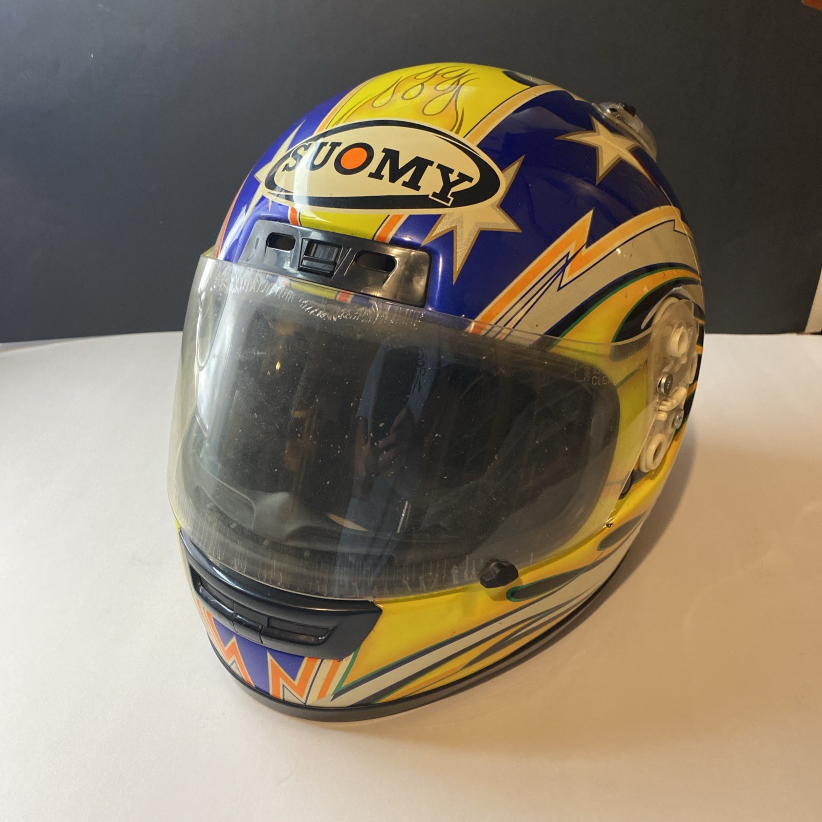 Rare Suomy Helmet – Certified BS 6658:1985 Type A Premium Comfort and Protection