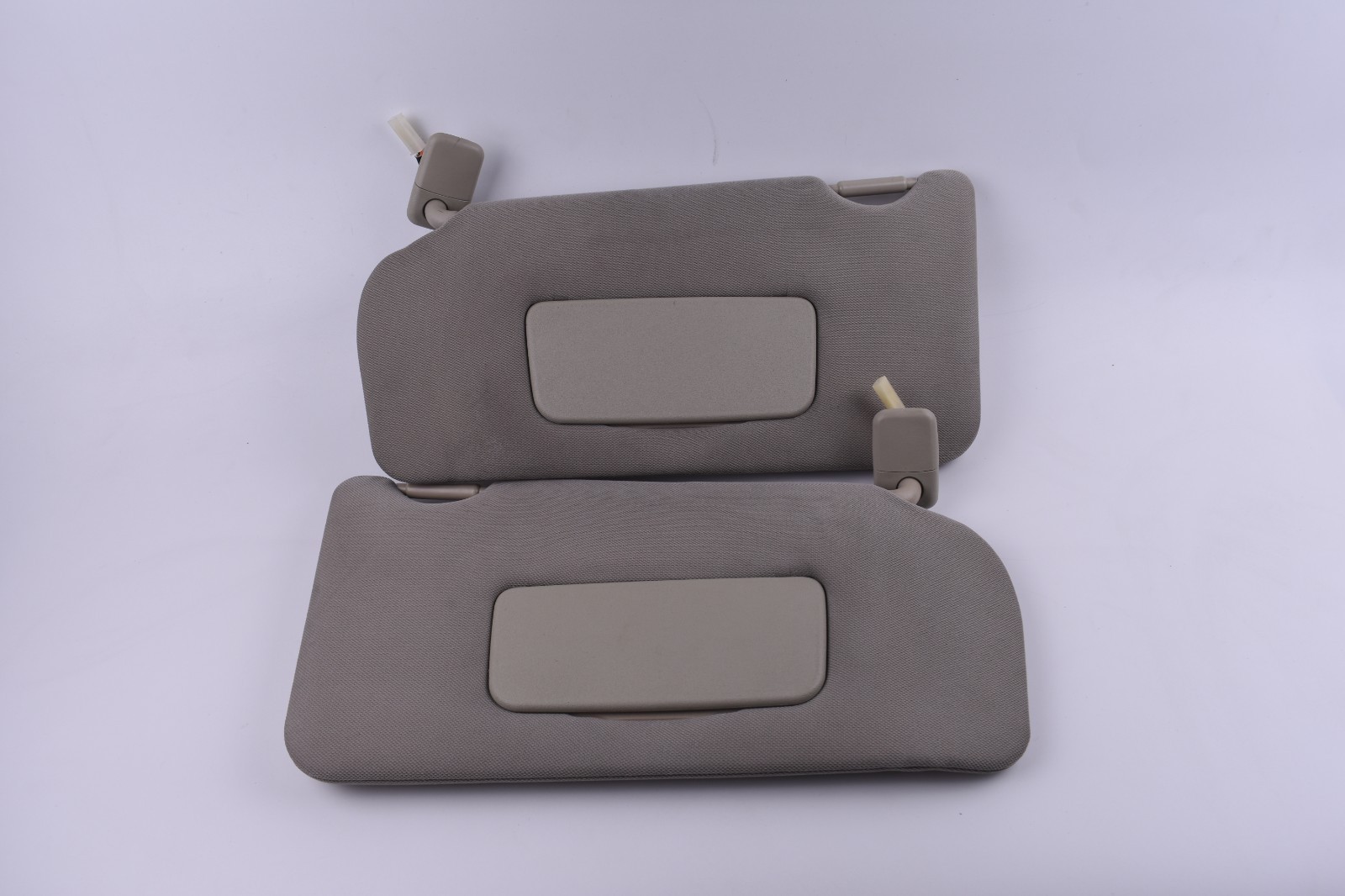 2009-2014 Nissan Maxima 2007-12 Nissan Altima Sun Visor Pair Lighted OEM FLAWED