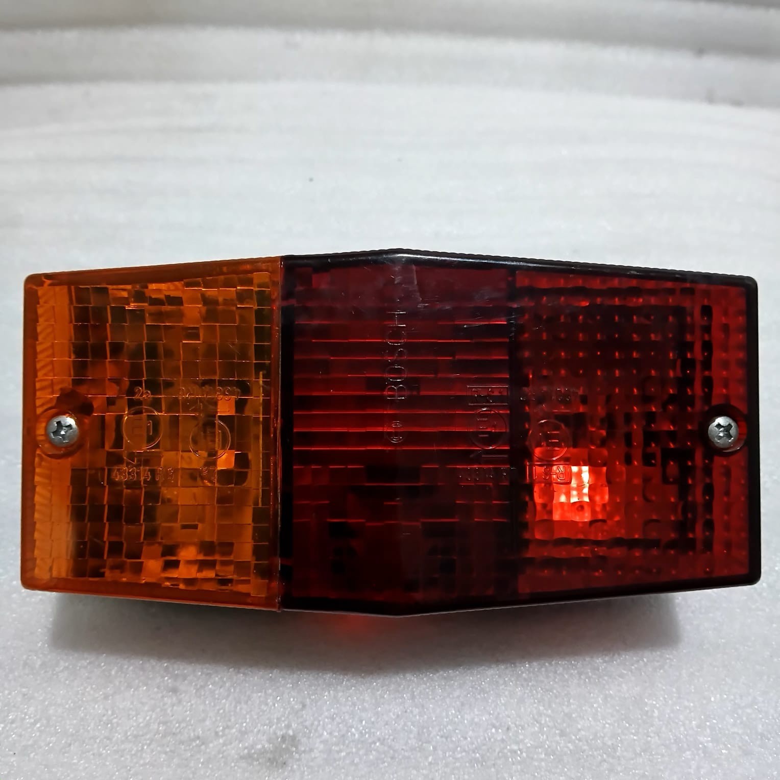 Bosch 43314R6 Mercedes Benz Unimog 403 411 421 413 416 U Series Tail Light NOS