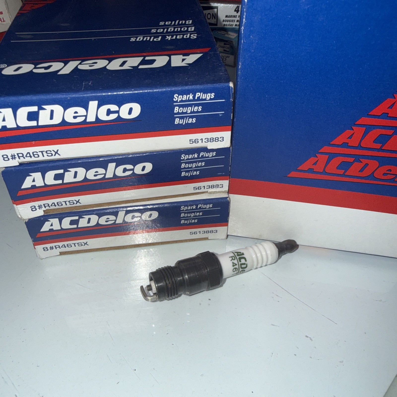 8PC Spark Plug-Conventional ACDelco R45TSX fits Ford F-150 Bronco 89-96 Chevy 8PC Spark Plug-Conventional ACDelco R45TSX fits Ford F-150 Bronco 89-96 Chevy