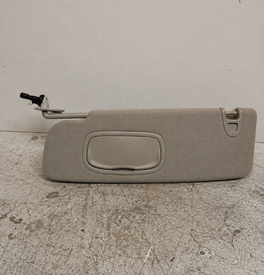 2018-2020 Chrysler Pacifica 3.6L Left Driver Sun Visor Illuminated Gray OEM