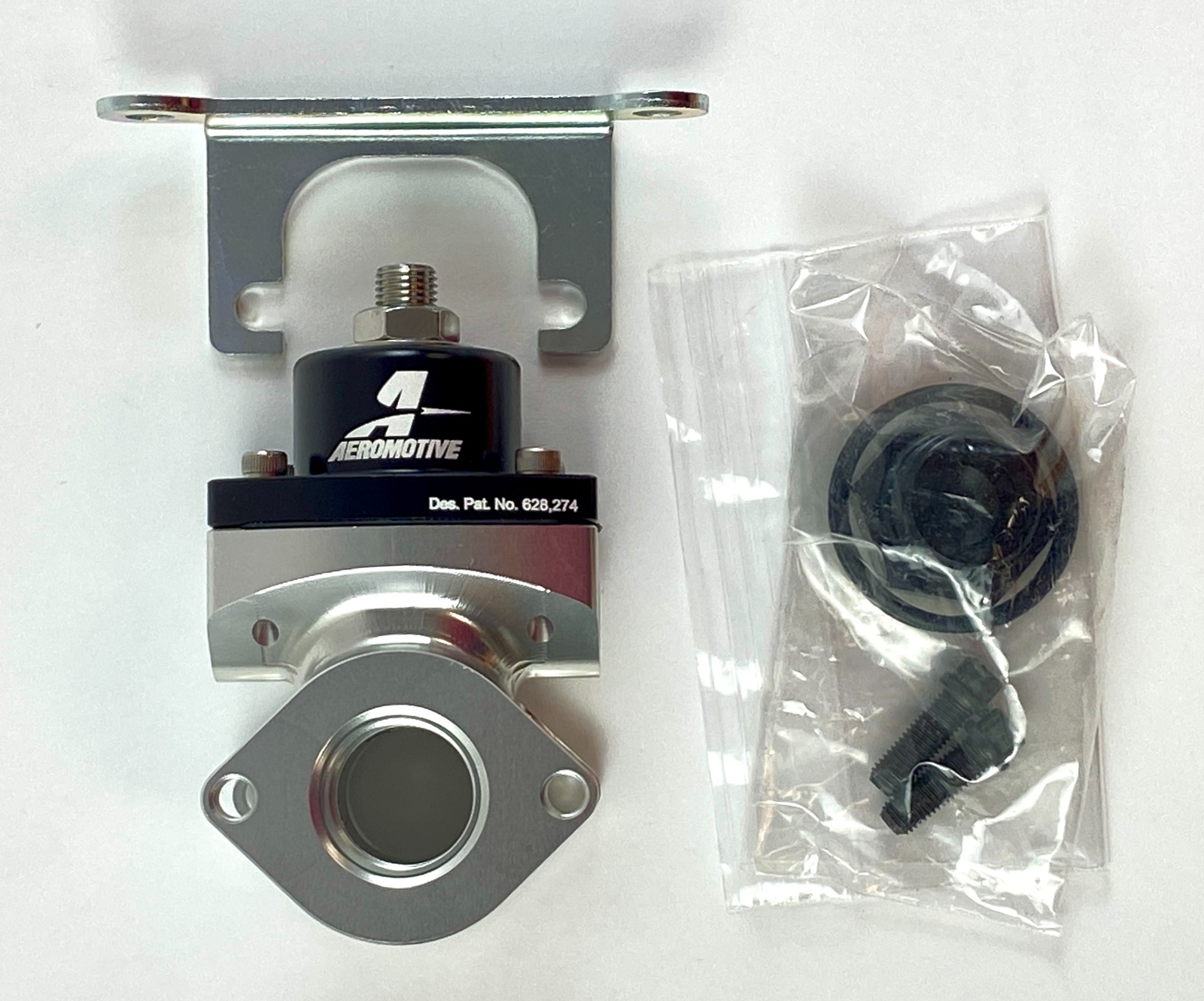 Aeromotive 13217 Modular Fuel Pressure Regulator for Carbureted Engines