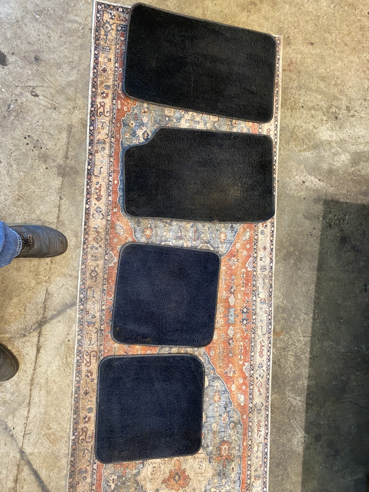 Floor Mats for 1977-1979 Lincoln Mark V 4Pc Floor Mats for 1977-1979 Lincoln Mark V 4Pc
