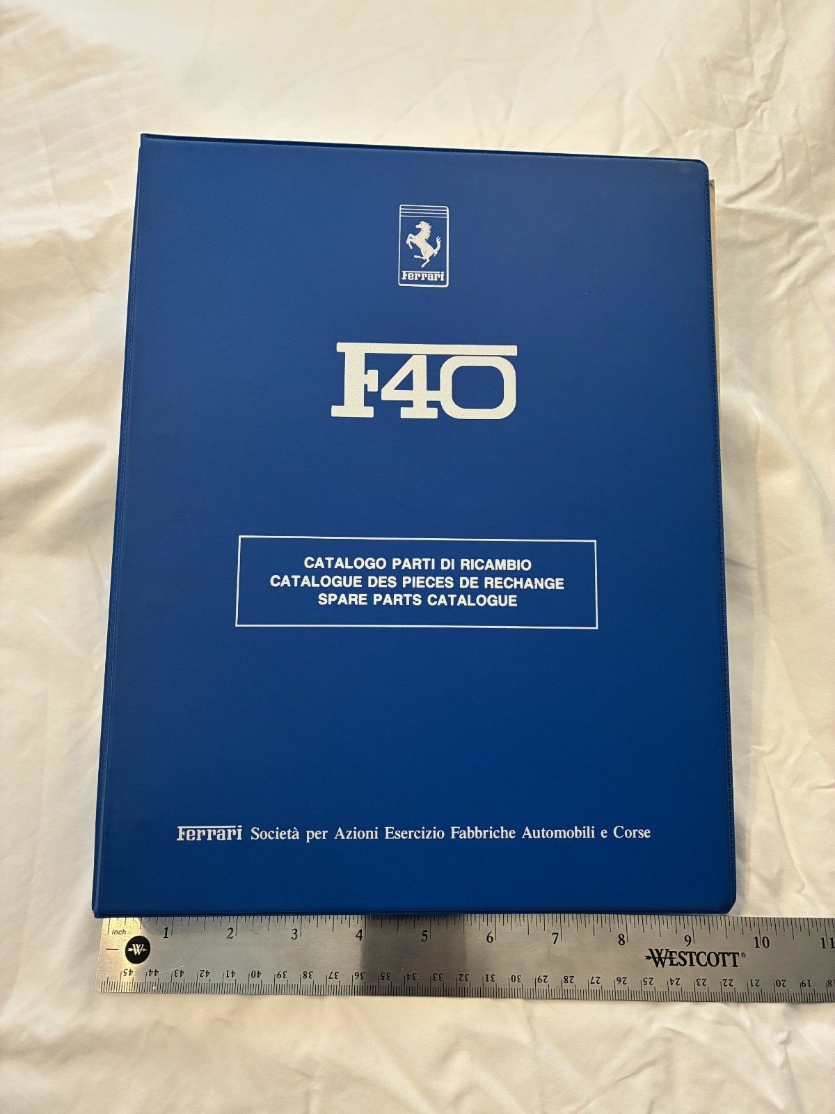 Ferrari F40 Spare Parts Catalogue Manual Handbook 1988 Like New — Cat. 521/88 — Ferrari F40 Spare Parts Catalogue Manual Handbook 1988 Like New — Cat. 521/88 —