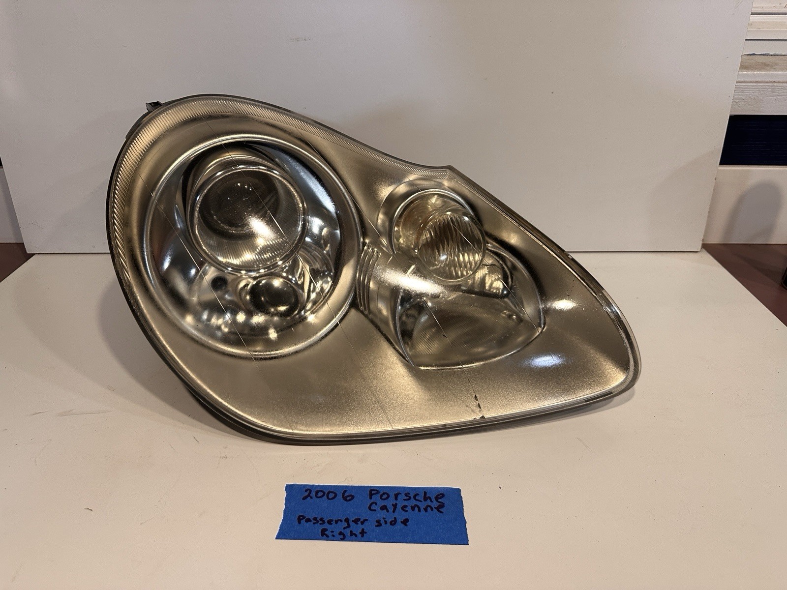 2006 Porsche Cayenne Right Passenger Side Xenon HID Headlight Assembly OEM