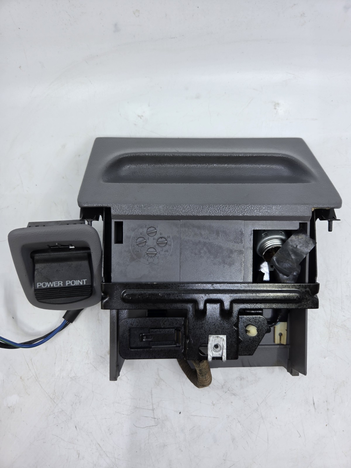 1992-1996 Ford Bronco Truck F-150  Ashtray Mount Bracket OBS GRAY power point