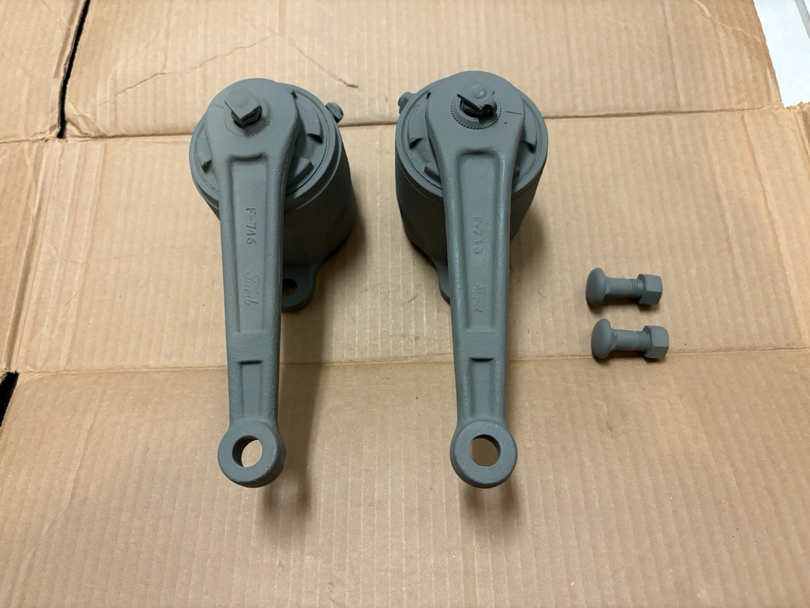 1936 1937 1939 1940 FORD FRONT SHOCK ABSORBERS ORIGINAL FLATHEAD V8 1932 1934 1936 1937 1939 1940 FORD FRONT SHOCK ABSORBERS ORIGINAL FLATHEAD V8 1932 1934