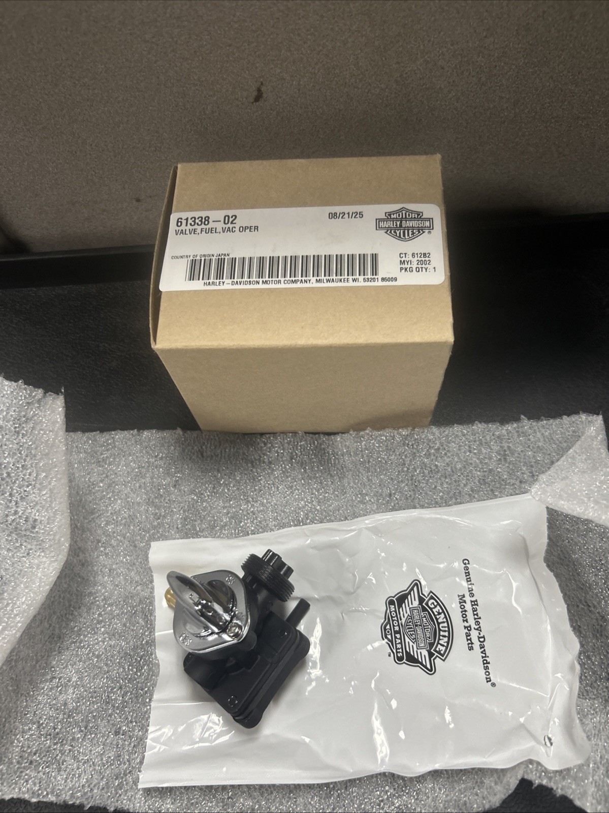 HARLEY NEW OEM FUEL VALVE VAC VACUUM SYSTEM PETCOCK 2002-2006 61338-02