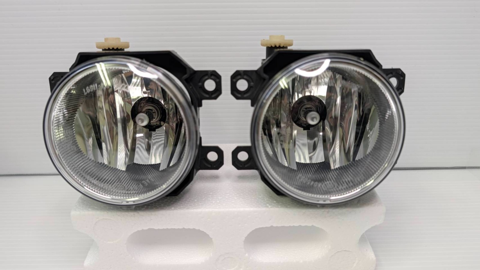 OEM Subaru Levorg VM4 Fog Light Lamp Assembly Left Right Pair JDM