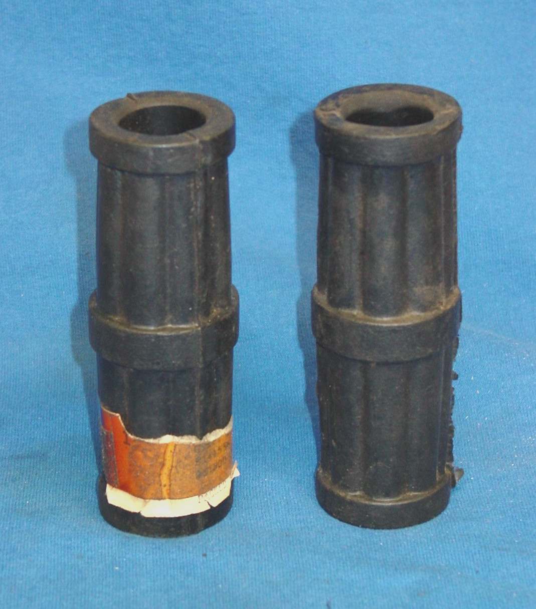 HARLEY 1909-1934 J JD VL RL DL HANDLEBAR GRIPS - OLD SURPLUS VINTAGE RARE HARLEY 1909-1934 J JD VL RL DL HANDLEBAR GRIPS - OLD SURPLUS VINTAGE RARE