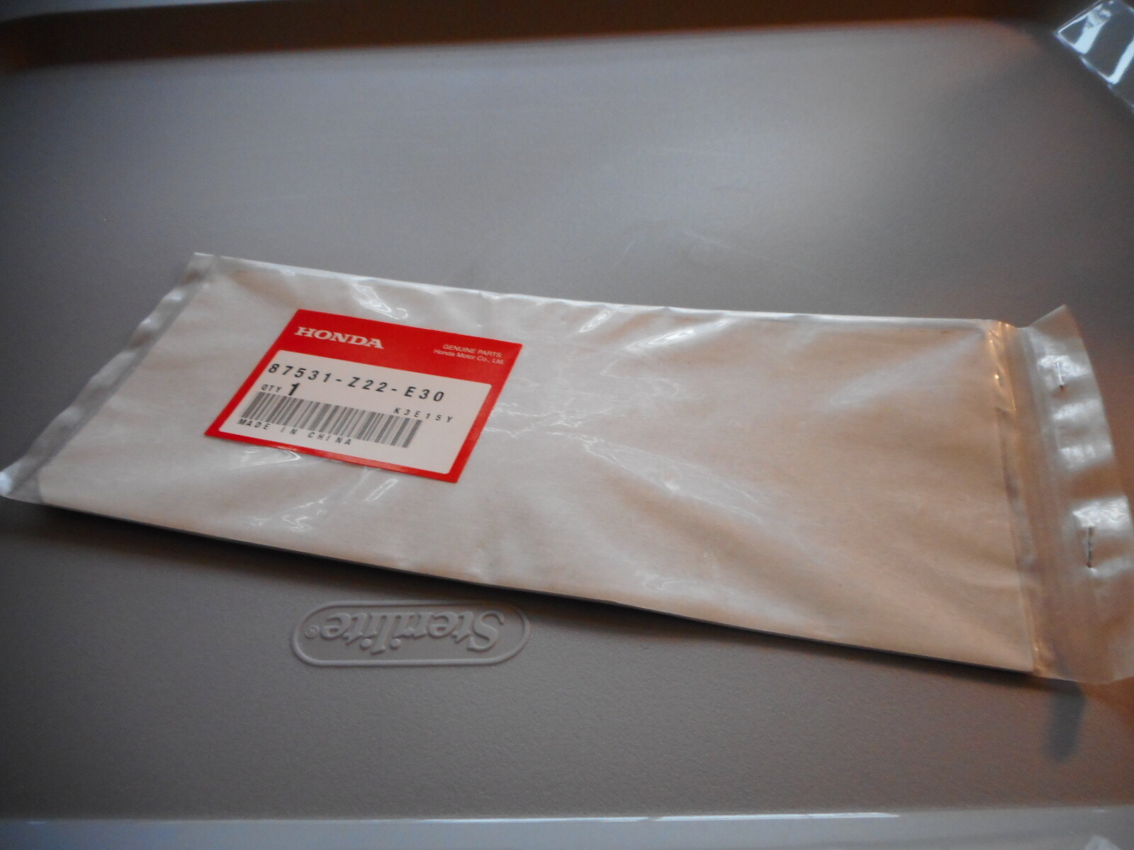 NOS Honda EM6500 EM5000 EB6500 EB5000 OEM Genuine Mark Decal 87531-Z22-E30