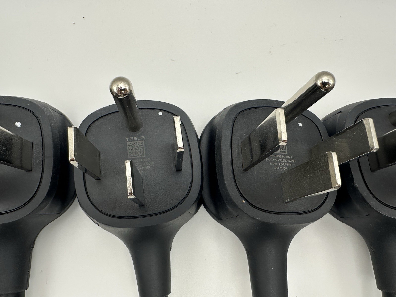 Tesla Nema 14-50 30A Adapter Gen 2 Mobile Connector OEM -1piece Each Price Tesla Nema 14-50 30A Adapter Gen 2 Mobile Connector OEM -1piece Each Price