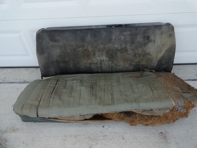 Volkswagen Beetle Early Rear Seat Complete 1967 Volkswagen Beetle Early Rear Seat Complete 1967
