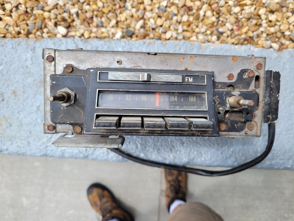 1966-67 Buick Riviera Delco AM/FM Radio 7298944 Used OEM