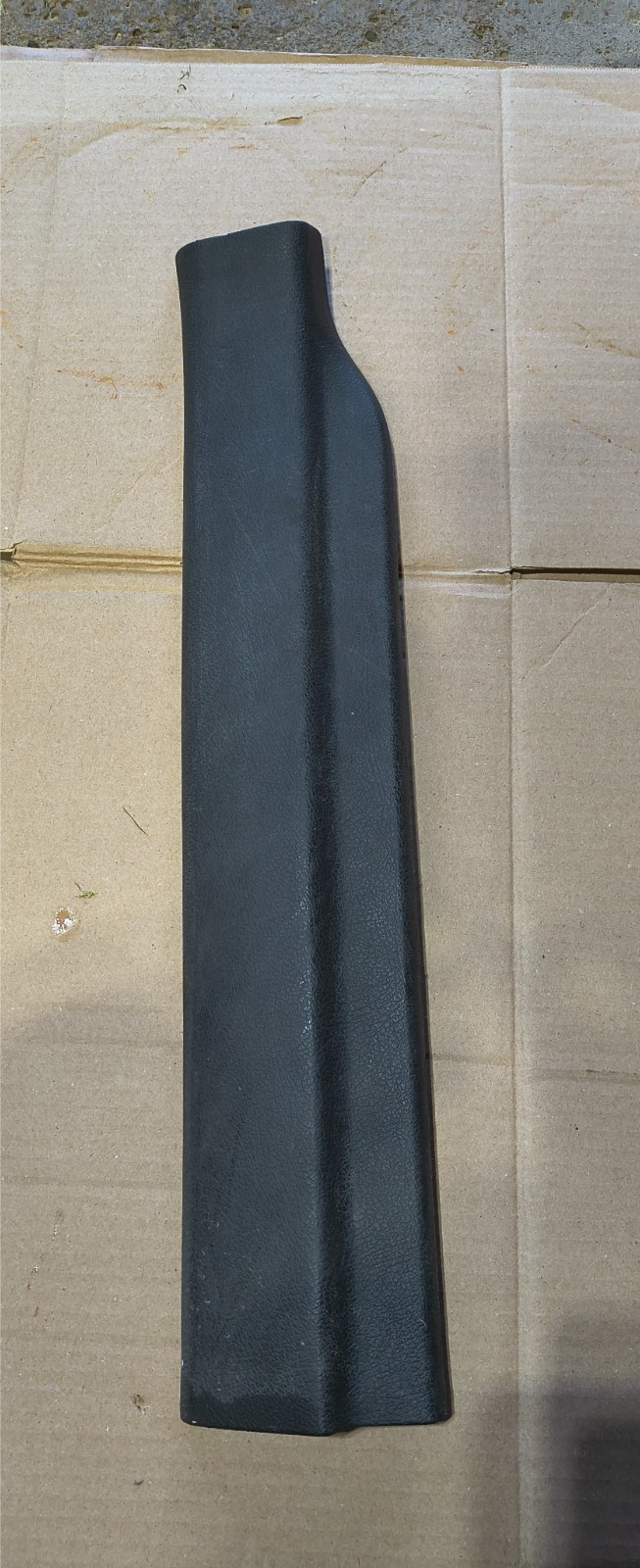 2006-2010 HUMMER H3 FRONT LEFT Drivers SIDE DOOR SILL SCUFF PLATE OEM 2006-2010 HUMMER H3 FRONT LEFT Drivers SIDE DOOR SILL SCUFF PLATE OEM