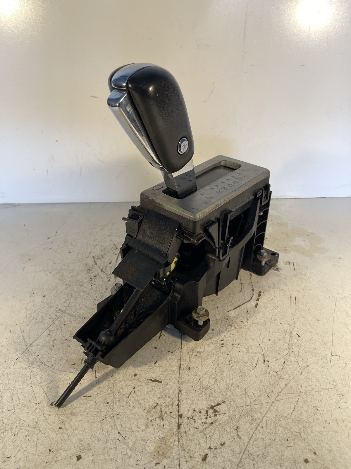 2011-2017 Lincoln Navigator Automatic Floor Shifter Assembly OEM
